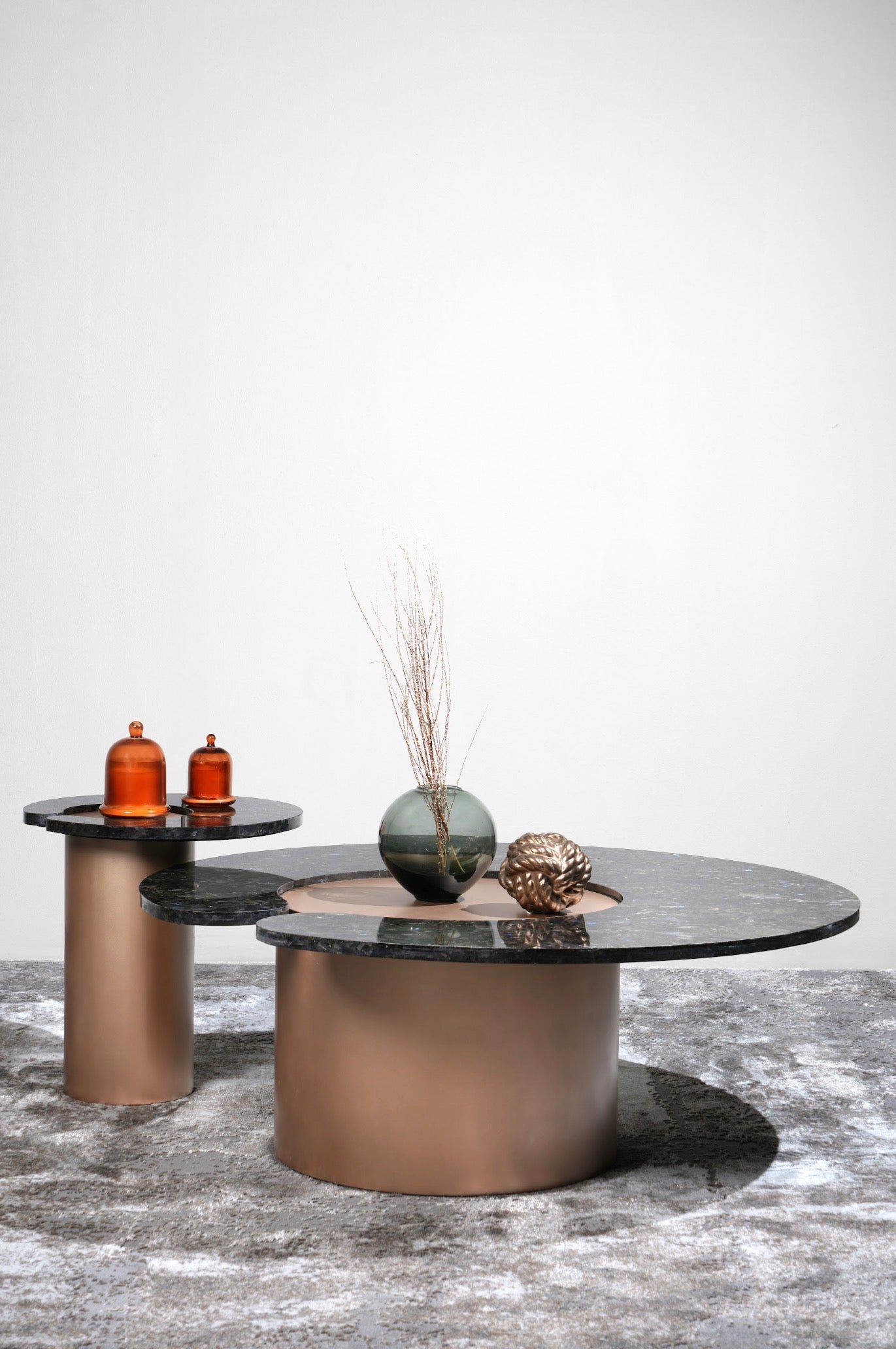 Apollo Center Table Set