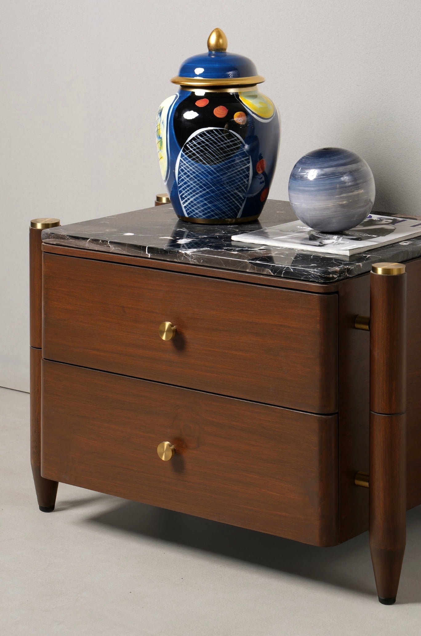 Titan Bedsider