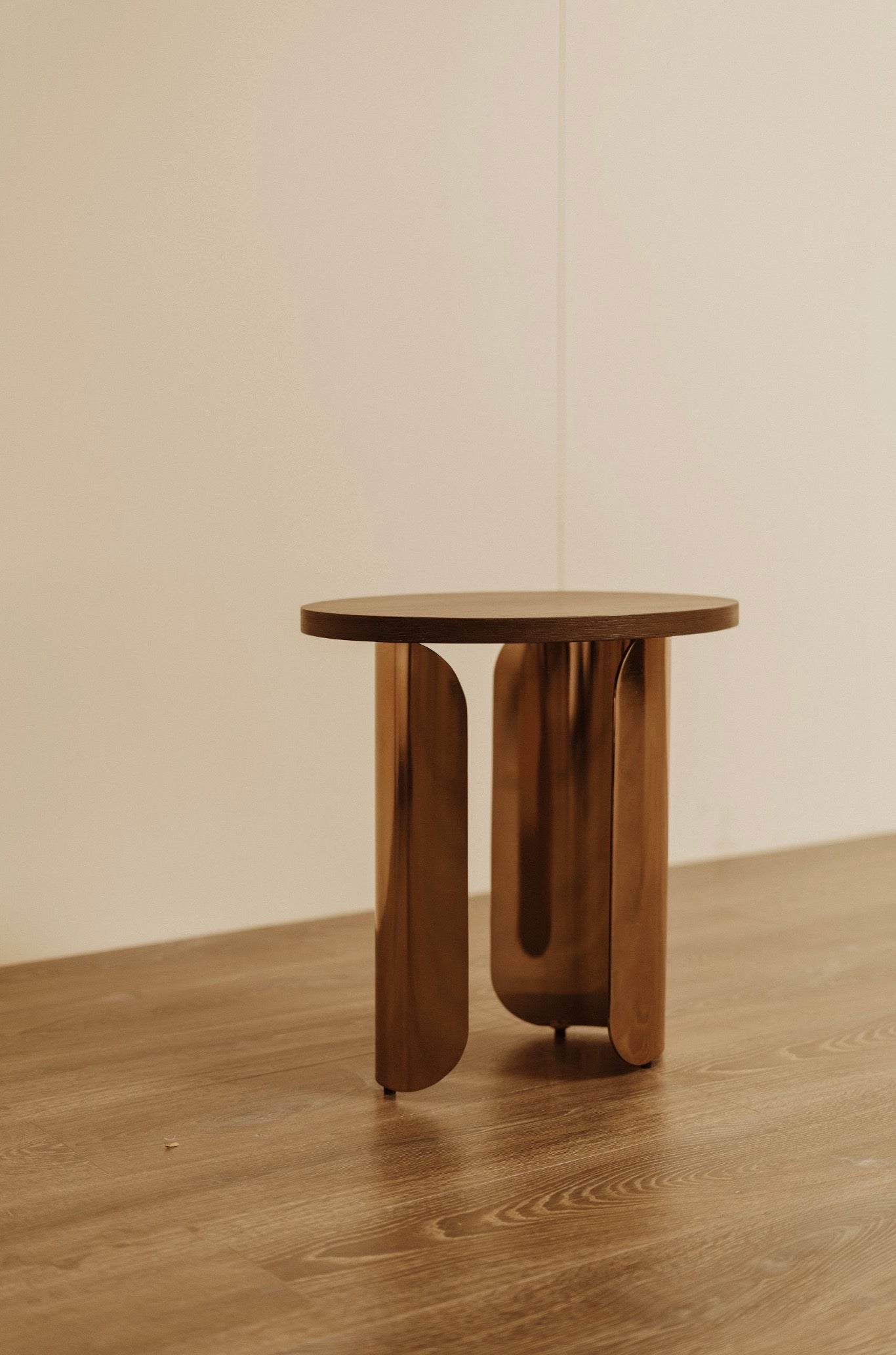 Muse Sidetable
