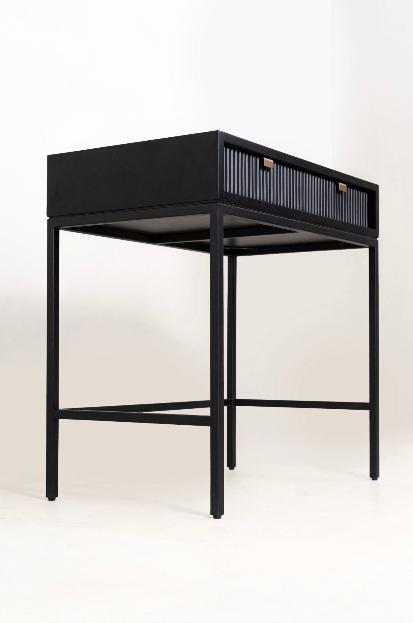 Midnight Perch Console