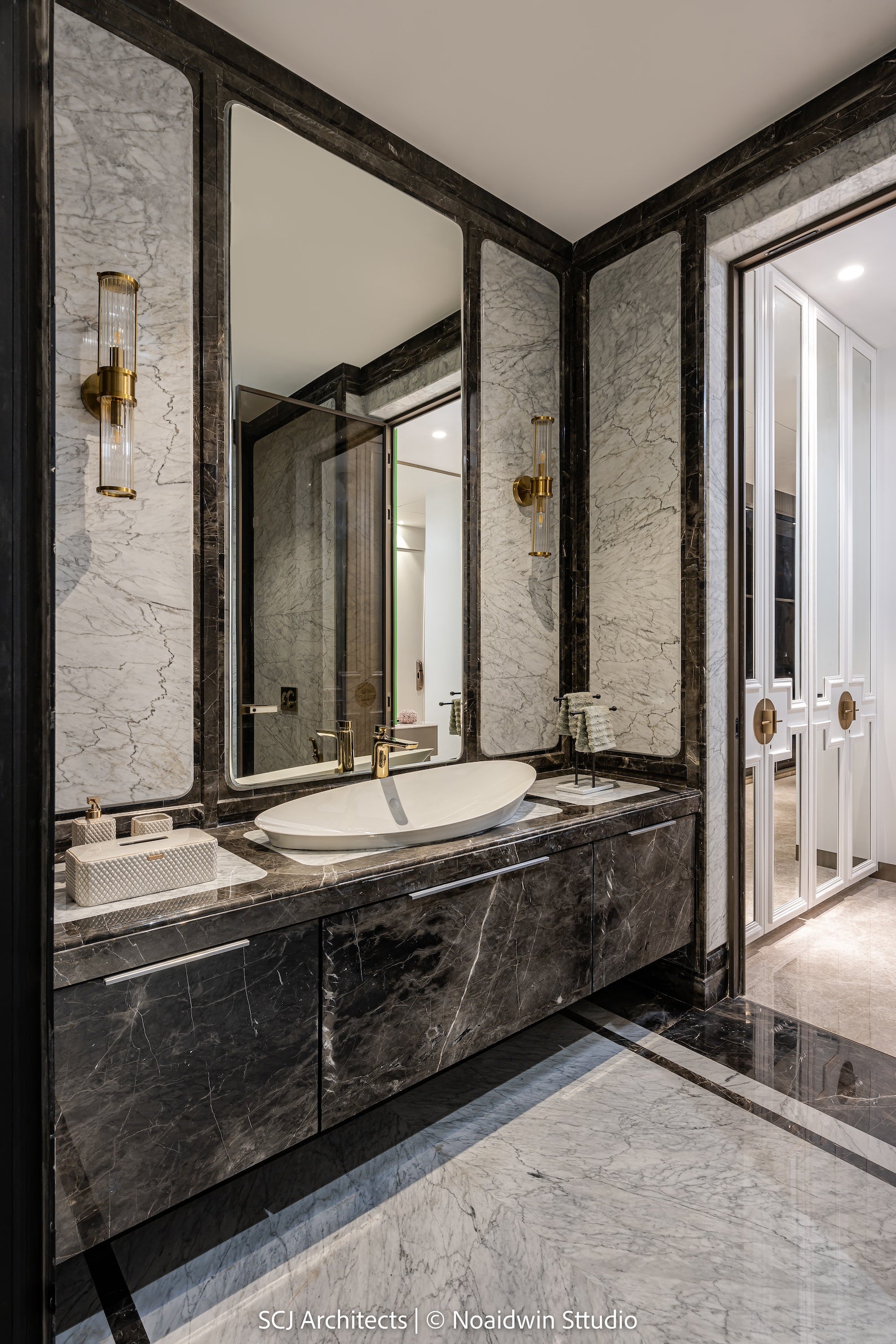 aesthetic marble modern bathroom interiors
