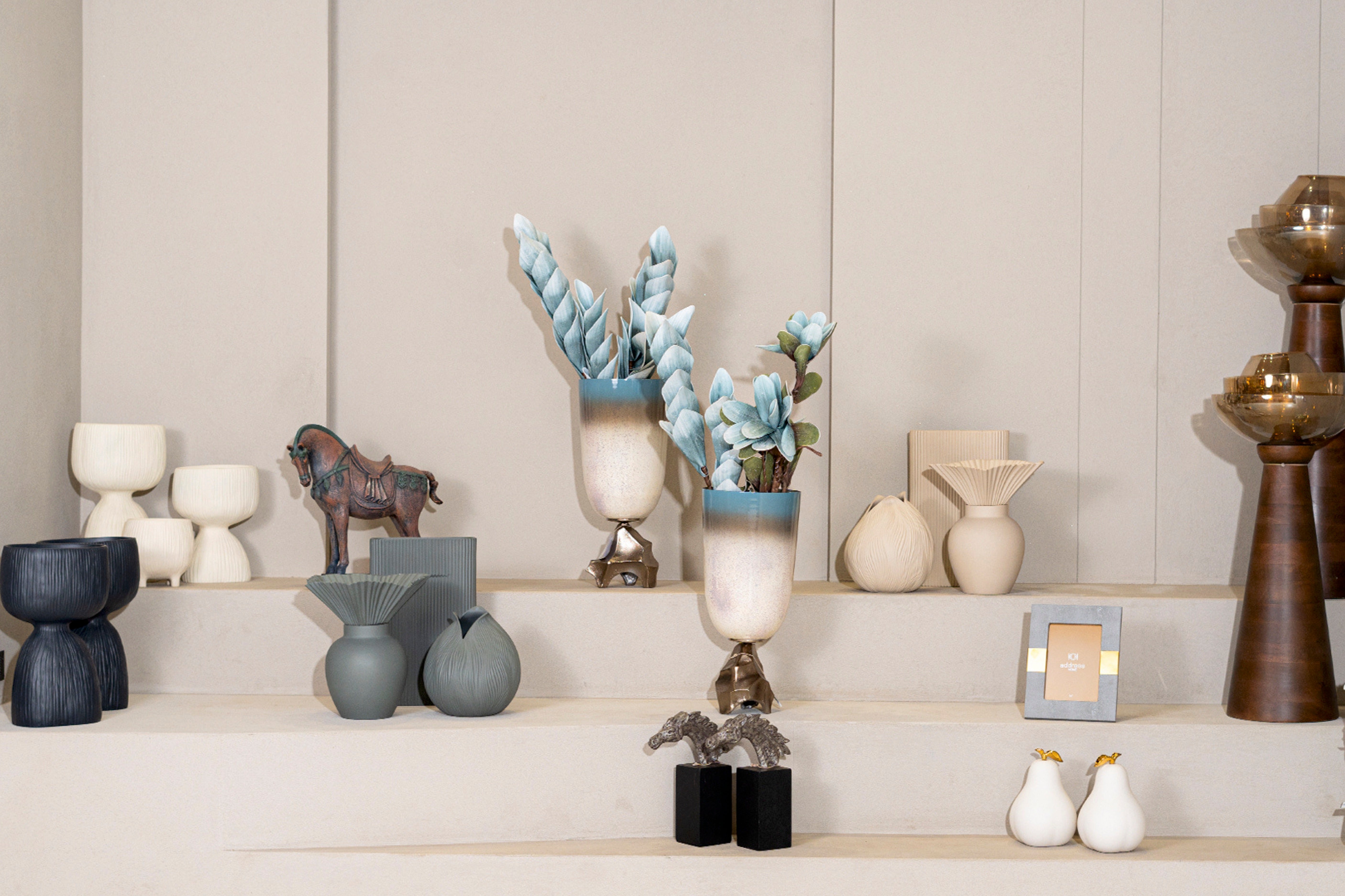 Buy unique and latest home decor, plants, vase, photo frames, showpieces - Maanavi Homes - home decor store in Surat