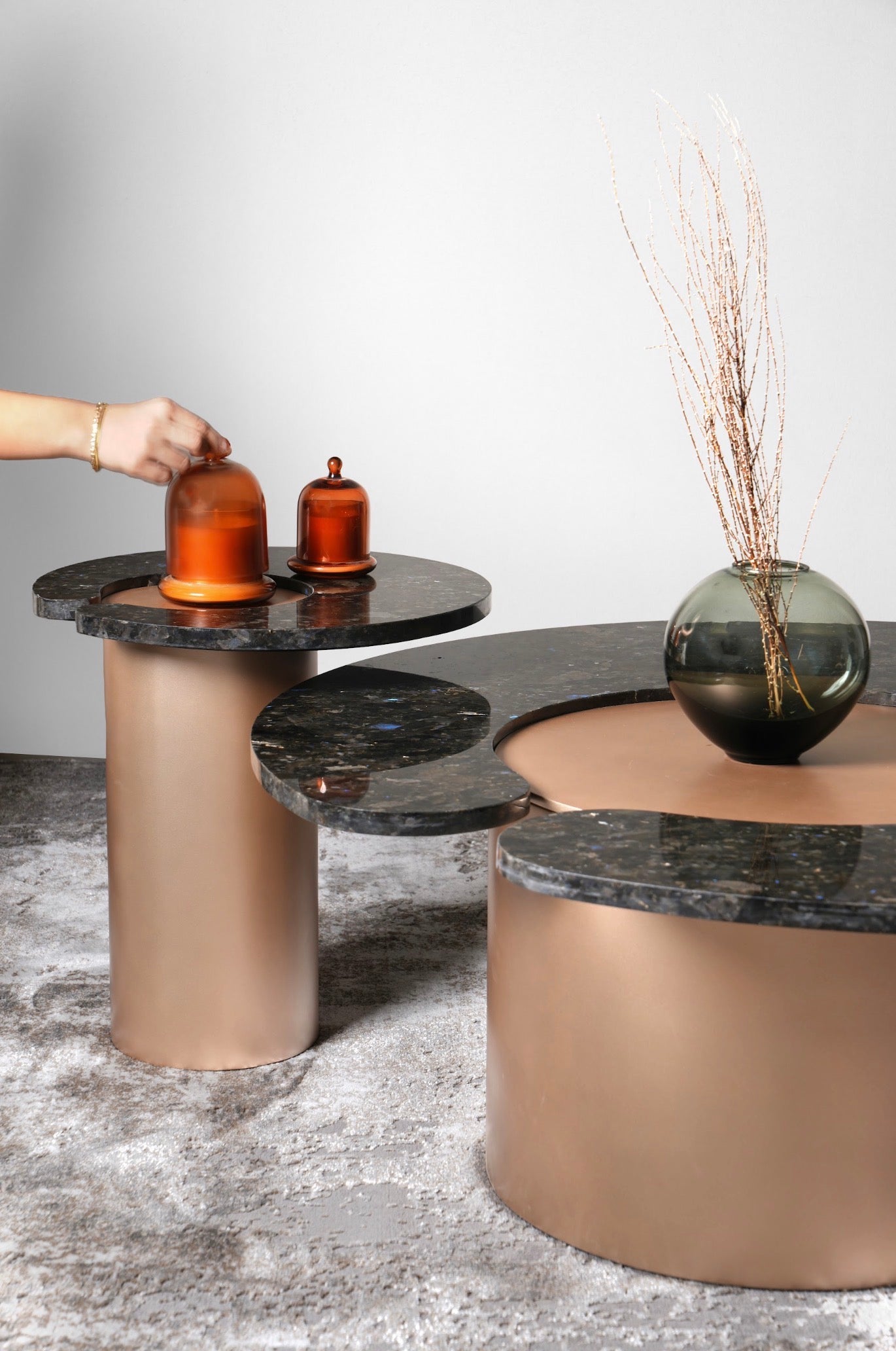Apollo Center Table Set