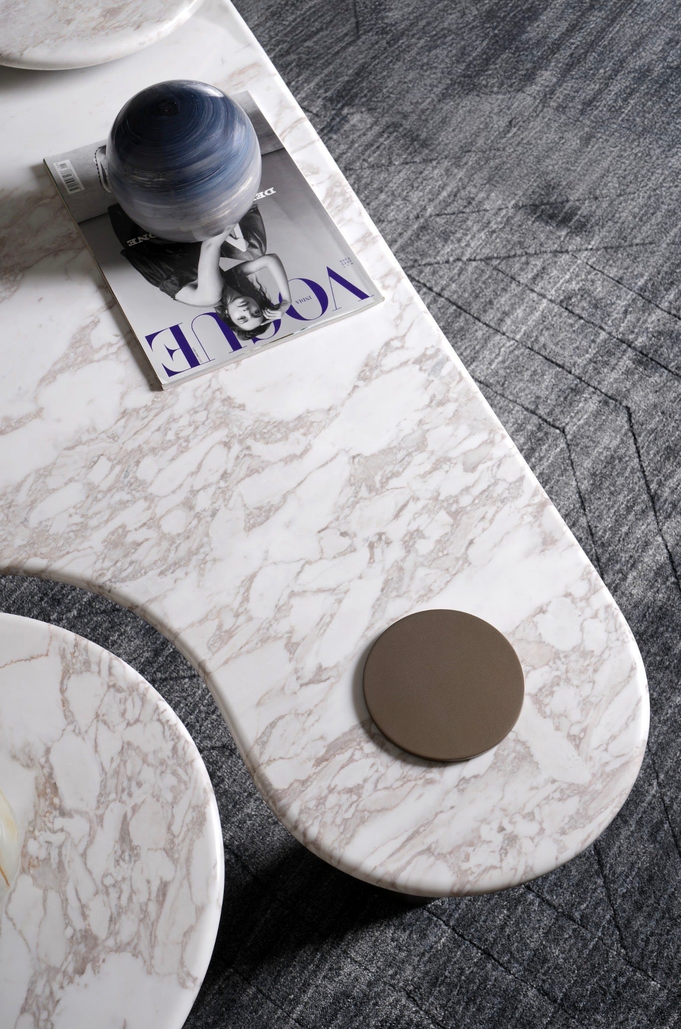 Sculpt Center Table Set